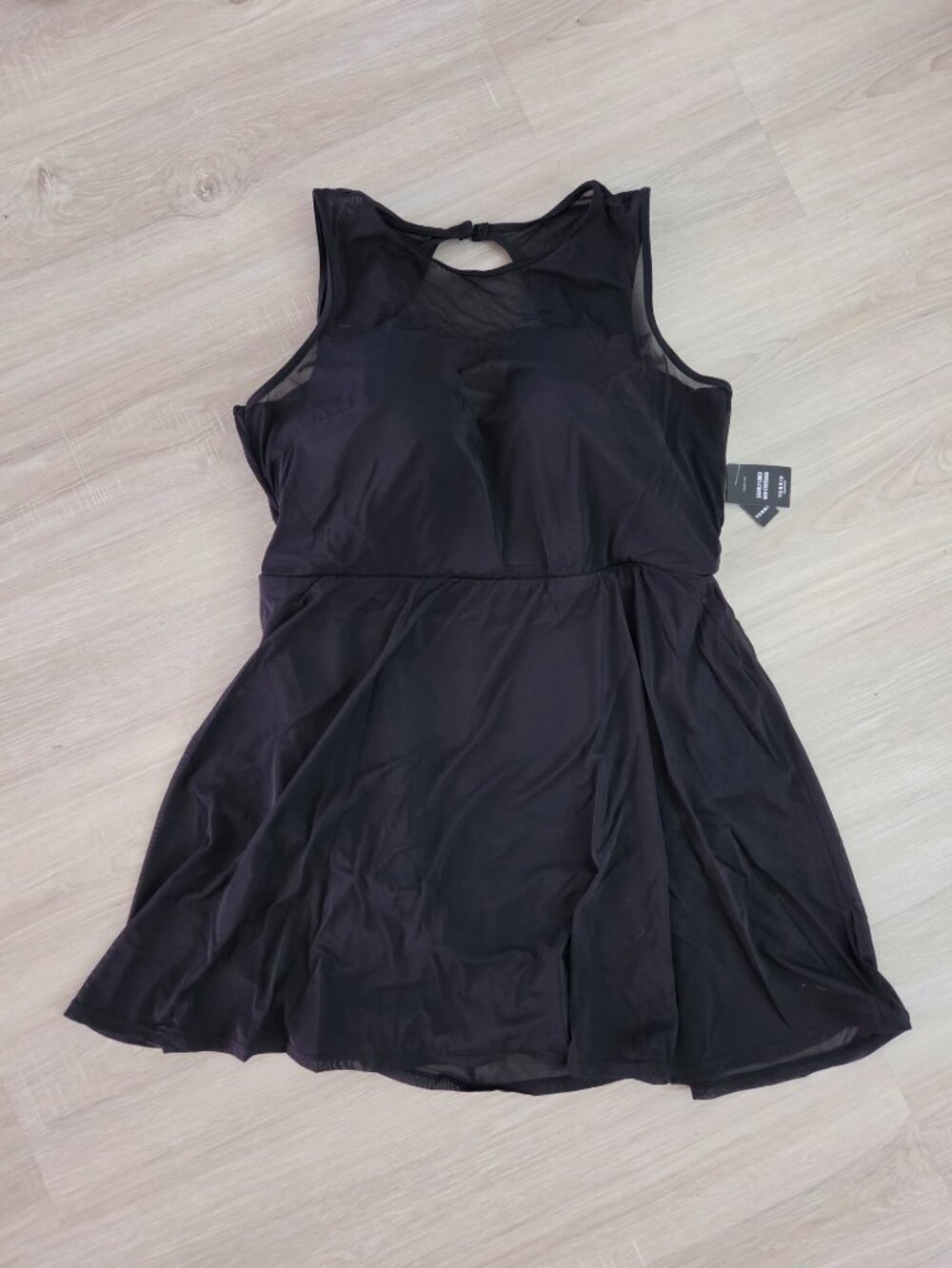 Torrid 2 Black Underwire Mesh Overlay One piece Keyhole Swim Dress NWT - Picture 4 of 7